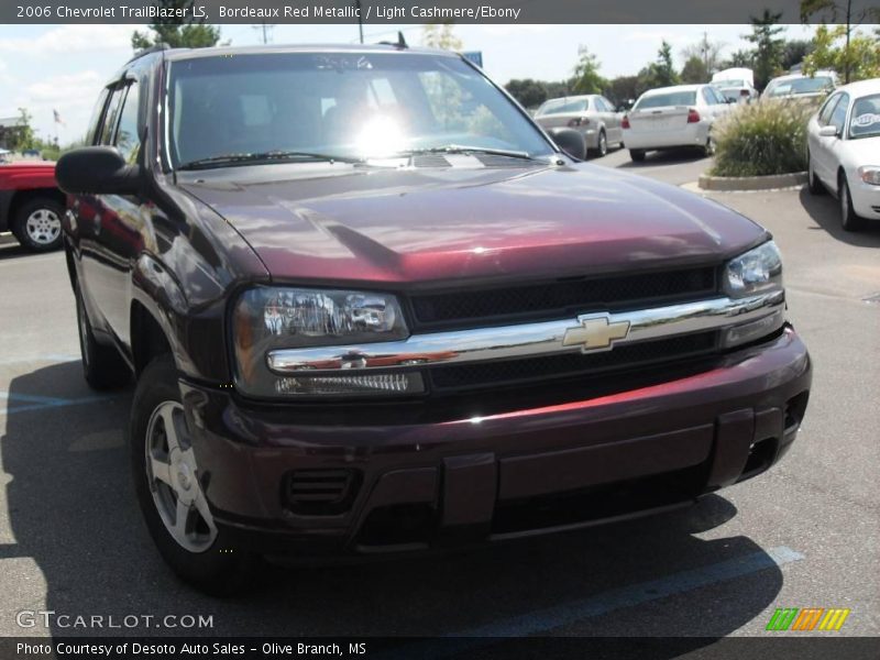 Bordeaux Red Metallic / Light Cashmere/Ebony 2006 Chevrolet TrailBlazer LS