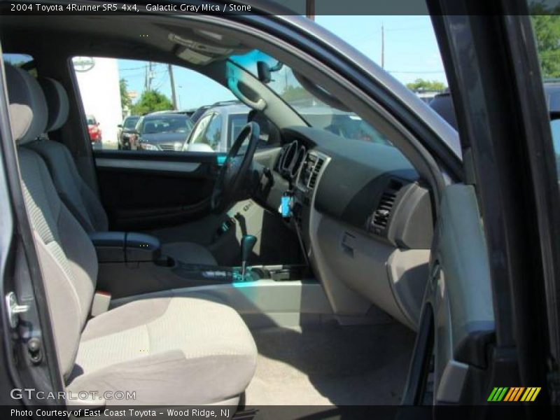 Galactic Gray Mica / Stone 2004 Toyota 4Runner SR5 4x4
