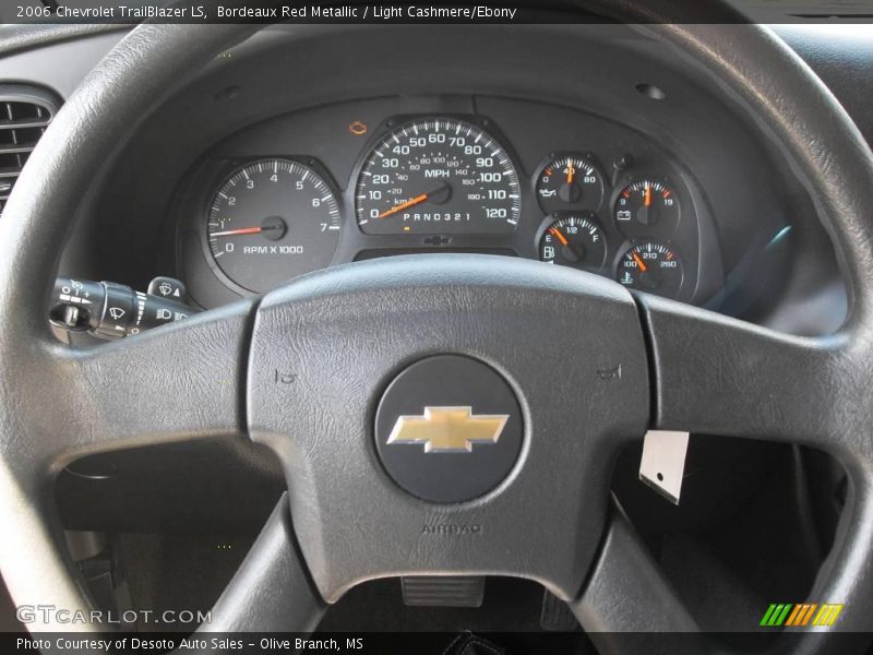 Bordeaux Red Metallic / Light Cashmere/Ebony 2006 Chevrolet TrailBlazer LS