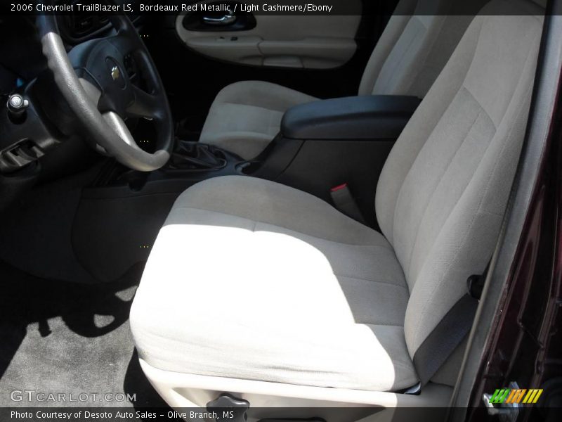Bordeaux Red Metallic / Light Cashmere/Ebony 2006 Chevrolet TrailBlazer LS