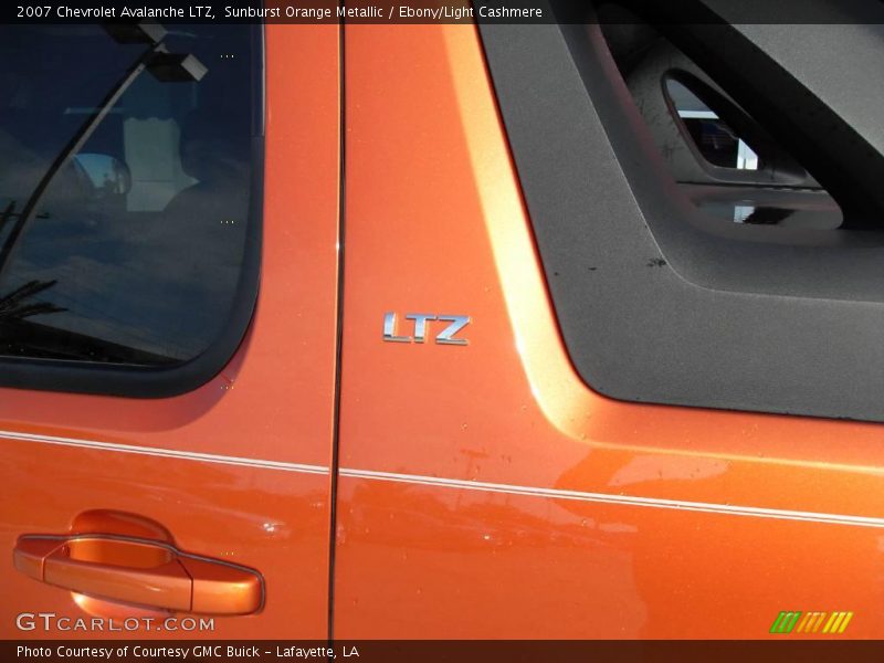 Sunburst Orange Metallic / Ebony/Light Cashmere 2007 Chevrolet Avalanche LTZ