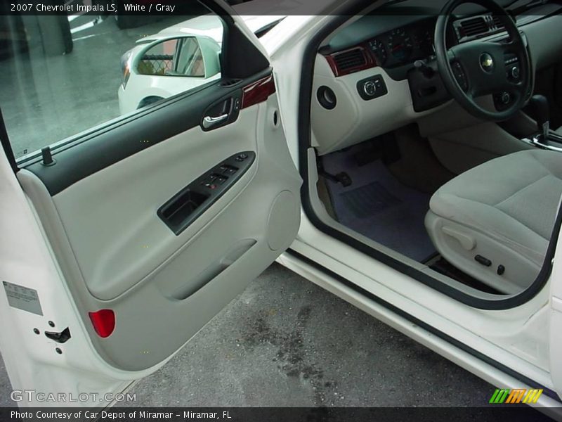 White / Gray 2007 Chevrolet Impala LS
