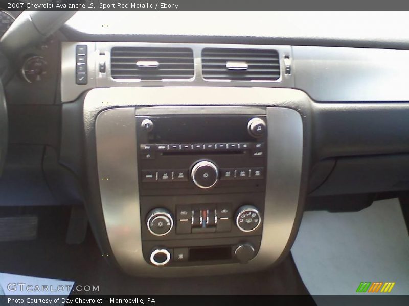 Sport Red Metallic / Ebony 2007 Chevrolet Avalanche LS