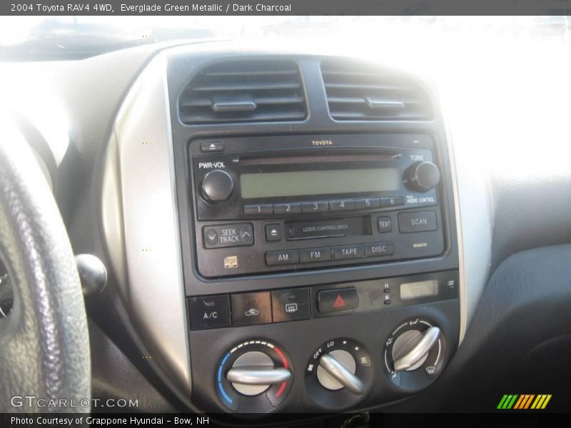 Everglade Green Metallic / Dark Charcoal 2004 Toyota RAV4 4WD