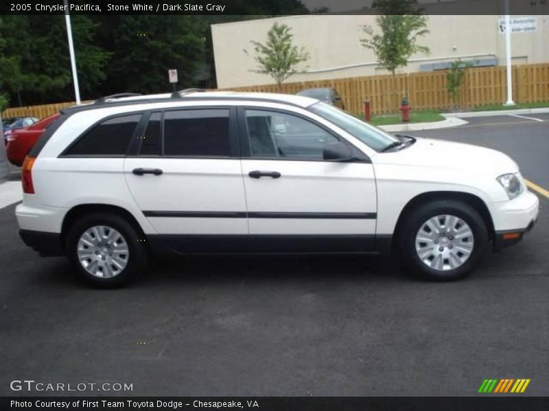 Stone White / Dark Slate Gray 2005 Chrysler Pacifica