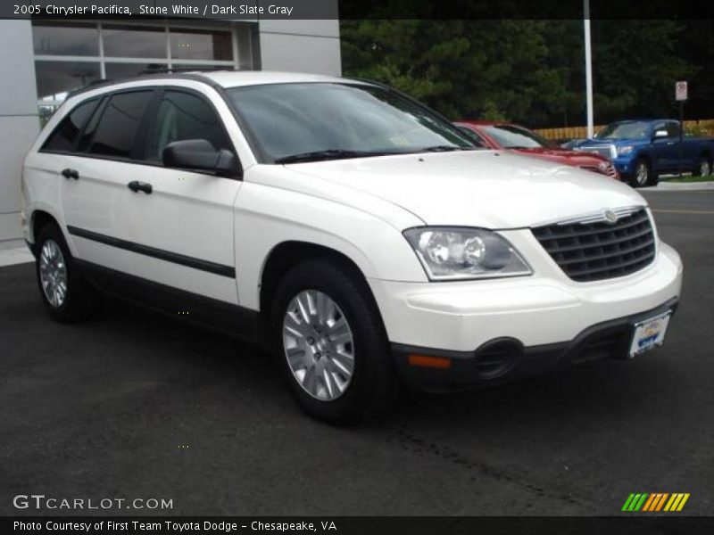 Stone White / Dark Slate Gray 2005 Chrysler Pacifica