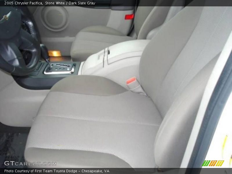 Stone White / Dark Slate Gray 2005 Chrysler Pacifica