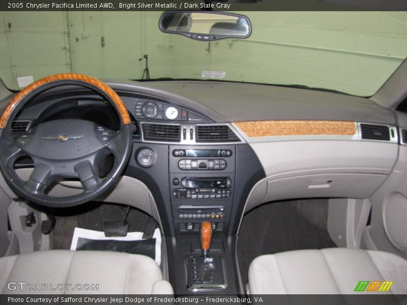 Bright Silver Metallic / Dark Slate Gray 2005 Chrysler Pacifica Limited AWD