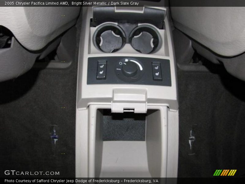 Bright Silver Metallic / Dark Slate Gray 2005 Chrysler Pacifica Limited AWD