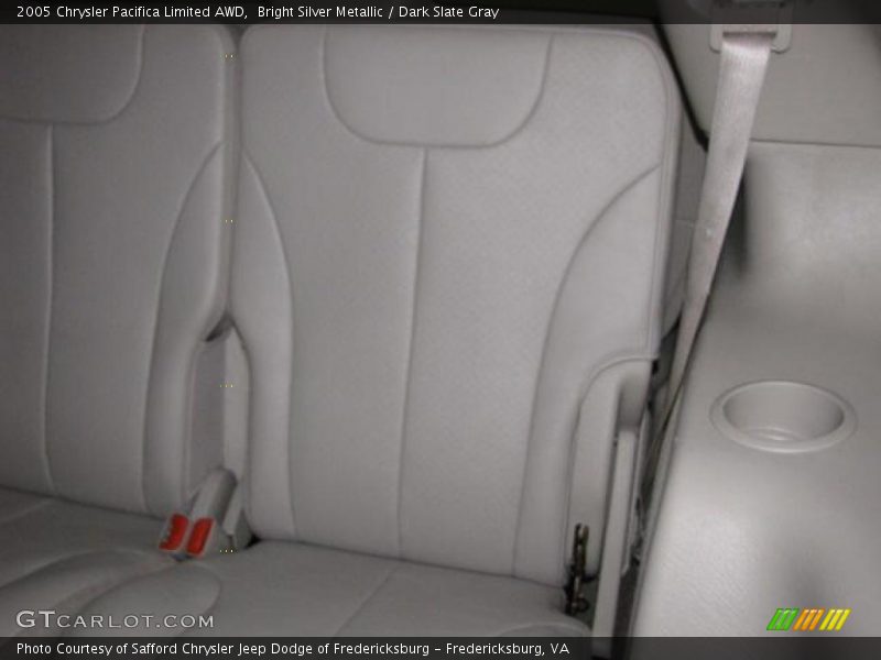 Bright Silver Metallic / Dark Slate Gray 2005 Chrysler Pacifica Limited AWD