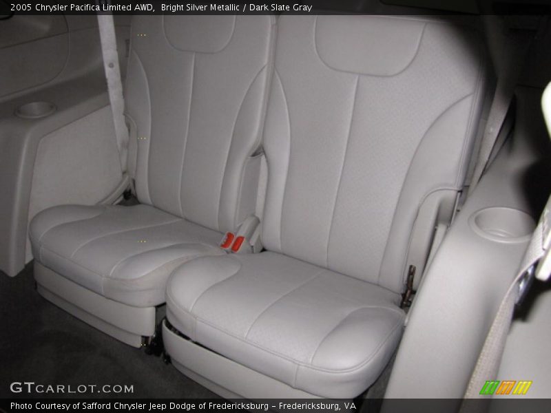 Bright Silver Metallic / Dark Slate Gray 2005 Chrysler Pacifica Limited AWD