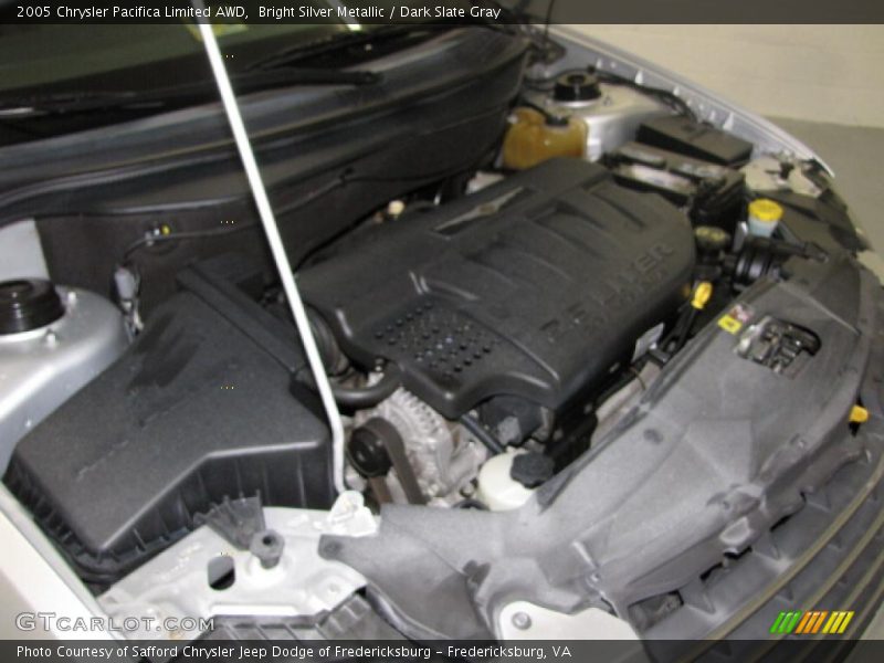 Bright Silver Metallic / Dark Slate Gray 2005 Chrysler Pacifica Limited AWD