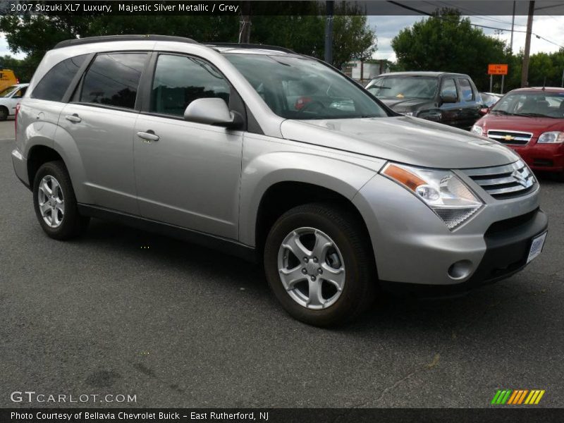 Majestic Silver Metallic / Grey 2007 Suzuki XL7 Luxury