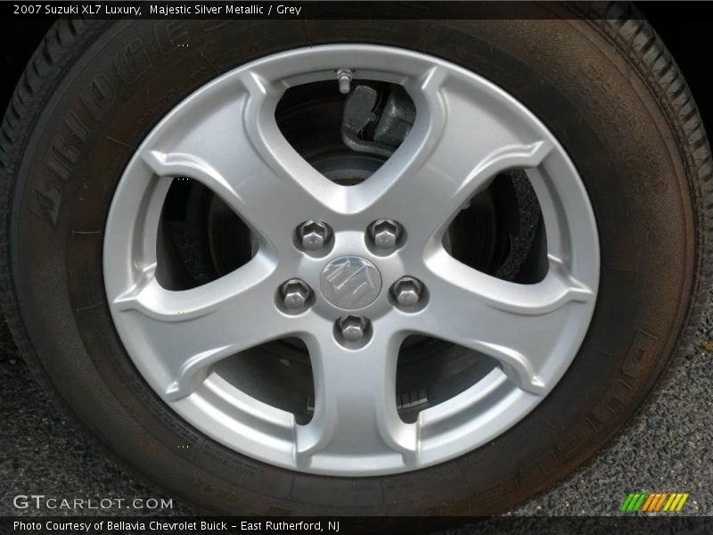Majestic Silver Metallic / Grey 2007 Suzuki XL7 Luxury