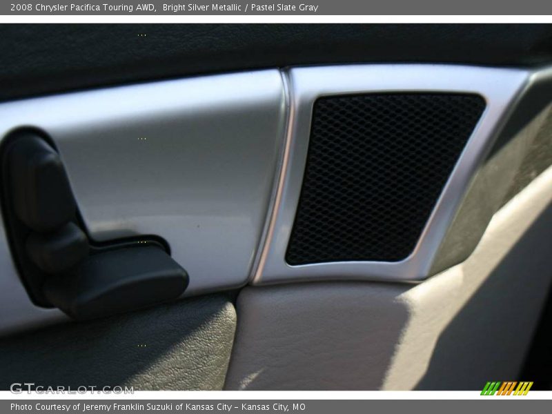 Bright Silver Metallic / Pastel Slate Gray 2008 Chrysler Pacifica Touring AWD