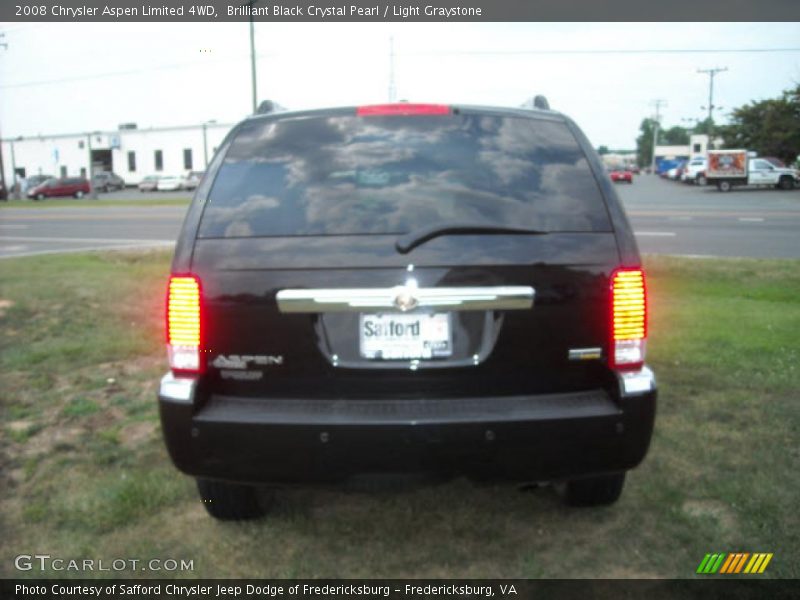 Brilliant Black Crystal Pearl / Light Graystone 2008 Chrysler Aspen Limited 4WD