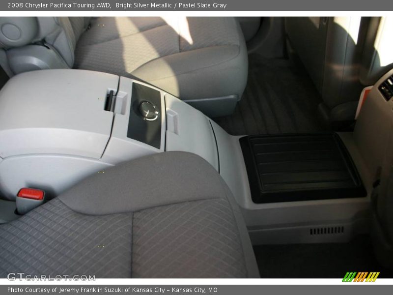 Bright Silver Metallic / Pastel Slate Gray 2008 Chrysler Pacifica Touring AWD