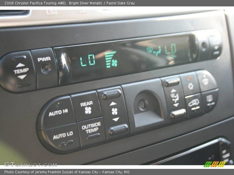 Bright Silver Metallic / Pastel Slate Gray 2008 Chrysler Pacifica Touring AWD