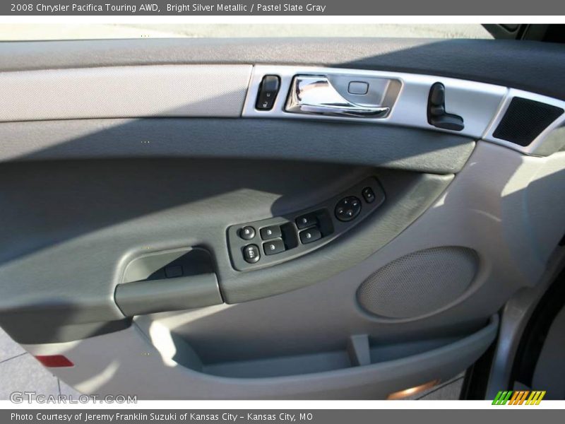 Bright Silver Metallic / Pastel Slate Gray 2008 Chrysler Pacifica Touring AWD