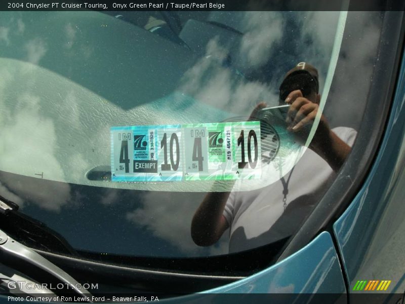 Onyx Green Pearl / Taupe/Pearl Beige 2004 Chrysler PT Cruiser Touring