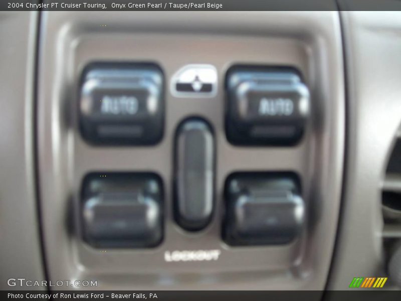 Onyx Green Pearl / Taupe/Pearl Beige 2004 Chrysler PT Cruiser Touring
