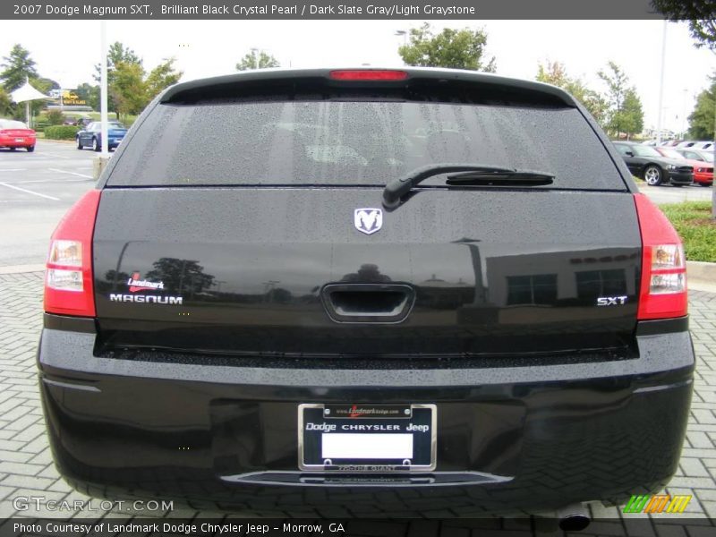 Brilliant Black Crystal Pearl / Dark Slate Gray/Light Graystone 2007 Dodge Magnum SXT
