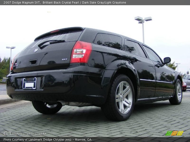 Brilliant Black Crystal Pearl / Dark Slate Gray/Light Graystone 2007 Dodge Magnum SXT