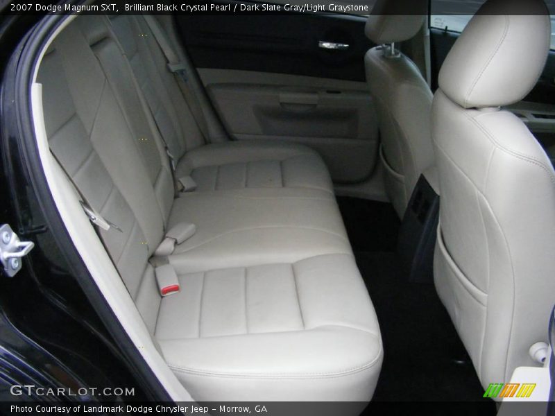 Brilliant Black Crystal Pearl / Dark Slate Gray/Light Graystone 2007 Dodge Magnum SXT