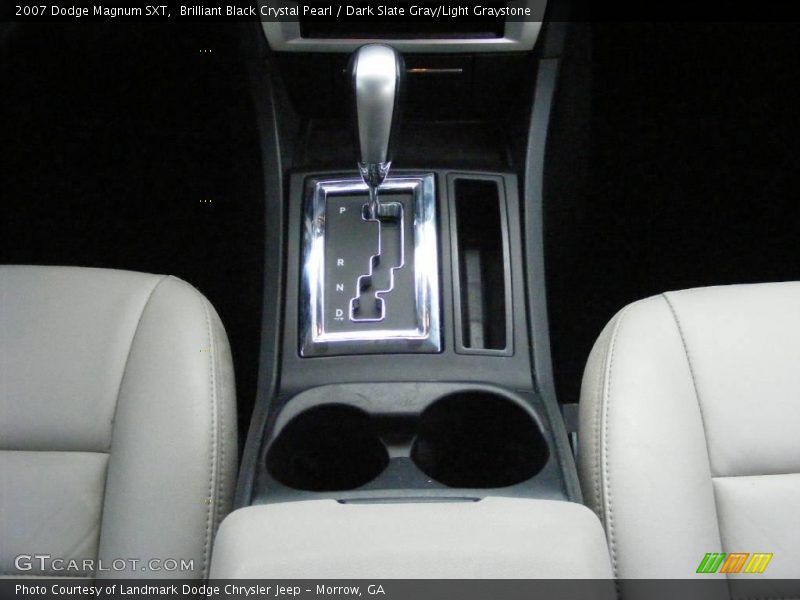Brilliant Black Crystal Pearl / Dark Slate Gray/Light Graystone 2007 Dodge Magnum SXT