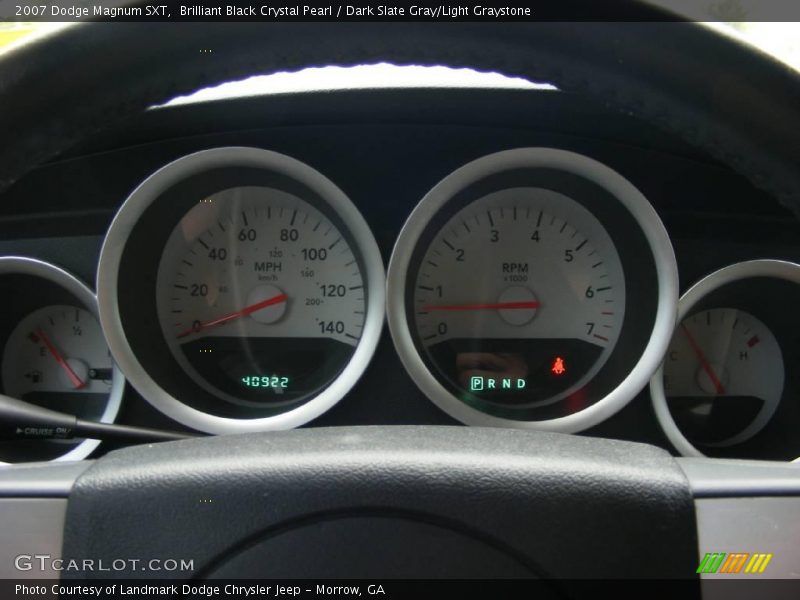 Brilliant Black Crystal Pearl / Dark Slate Gray/Light Graystone 2007 Dodge Magnum SXT