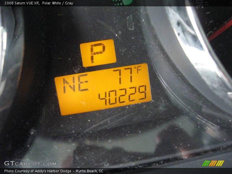 Polar White / Gray 2008 Saturn VUE XR