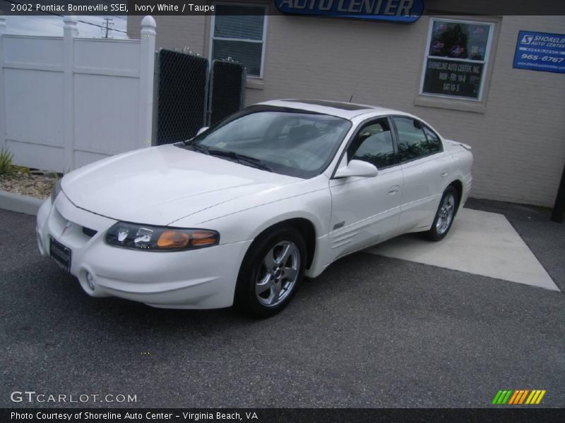 Ivory White / Taupe 2002 Pontiac Bonneville SSEi