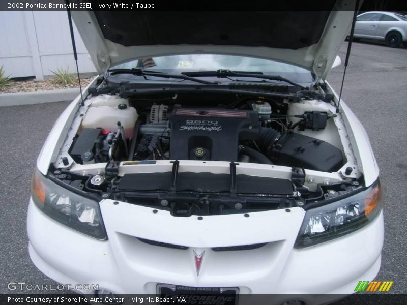 Ivory White / Taupe 2002 Pontiac Bonneville SSEi