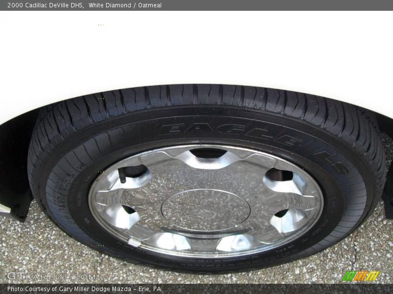 White Diamond / Oatmeal 2000 Cadillac DeVille DHS
