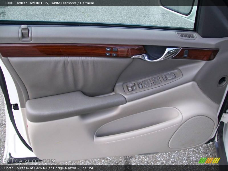 White Diamond / Oatmeal 2000 Cadillac DeVille DHS