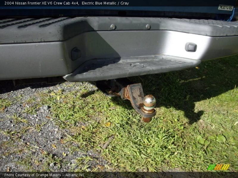 Electric Blue Metallic / Gray 2004 Nissan Frontier XE V6 Crew Cab 4x4