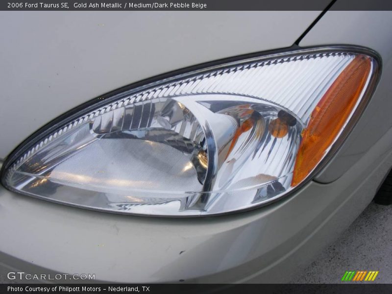 Gold Ash Metallic / Medium/Dark Pebble Beige 2006 Ford Taurus SE