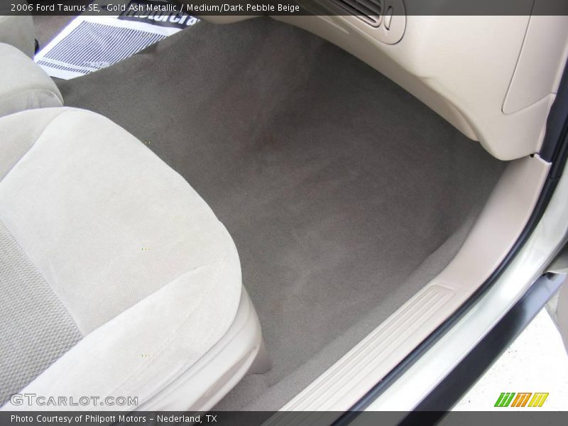 Gold Ash Metallic / Medium/Dark Pebble Beige 2006 Ford Taurus SE