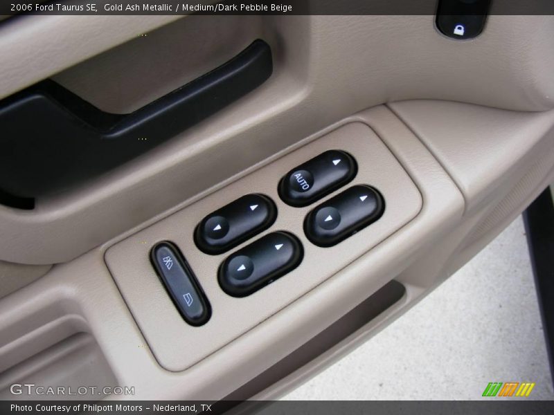 Gold Ash Metallic / Medium/Dark Pebble Beige 2006 Ford Taurus SE