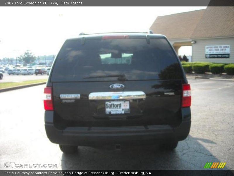 Black / Stone 2007 Ford Expedition XLT 4x4