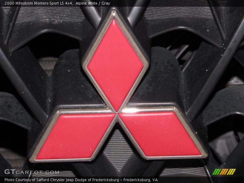 Alpine White / Gray 2000 Mitsubishi Montero Sport LS 4x4