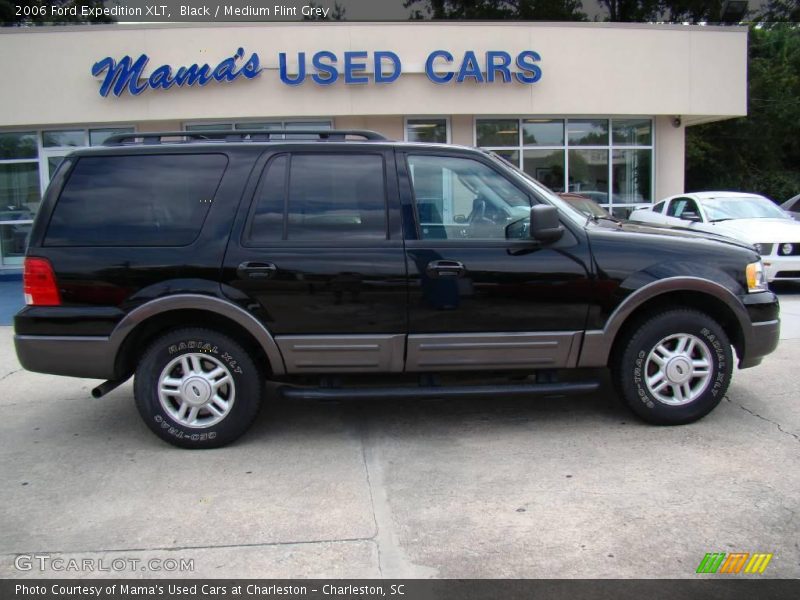 Black / Medium Flint Grey 2006 Ford Expedition XLT