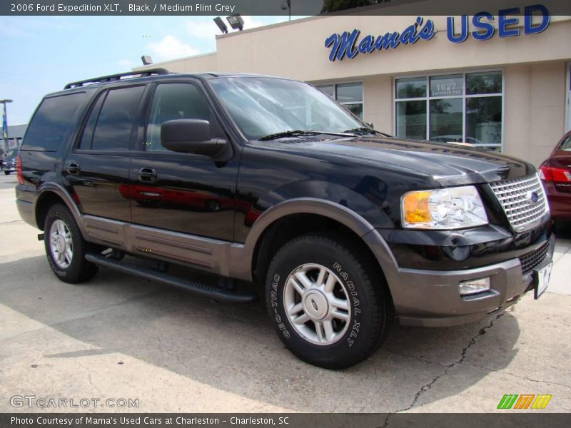 Black / Medium Flint Grey 2006 Ford Expedition XLT