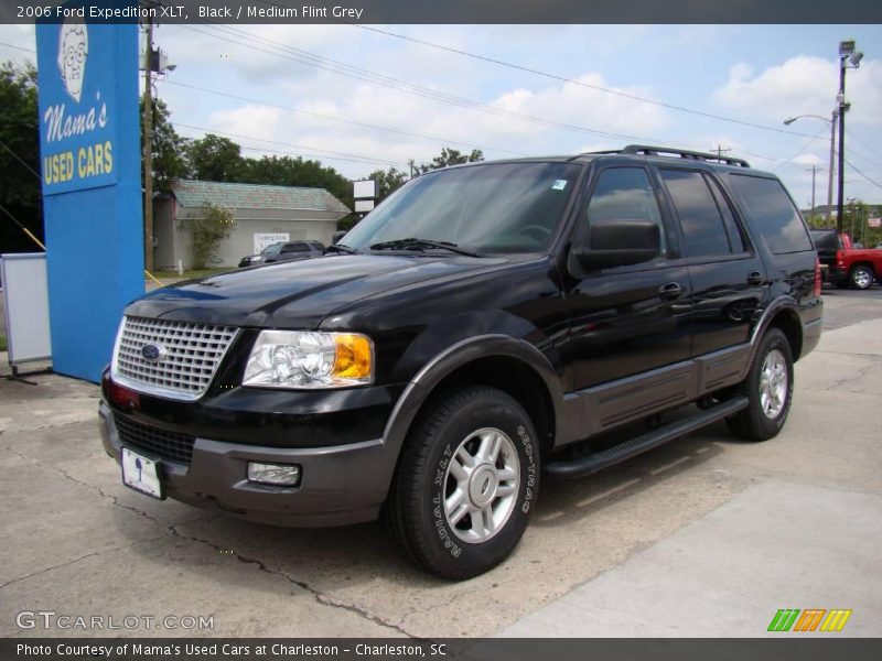 Black / Medium Flint Grey 2006 Ford Expedition XLT