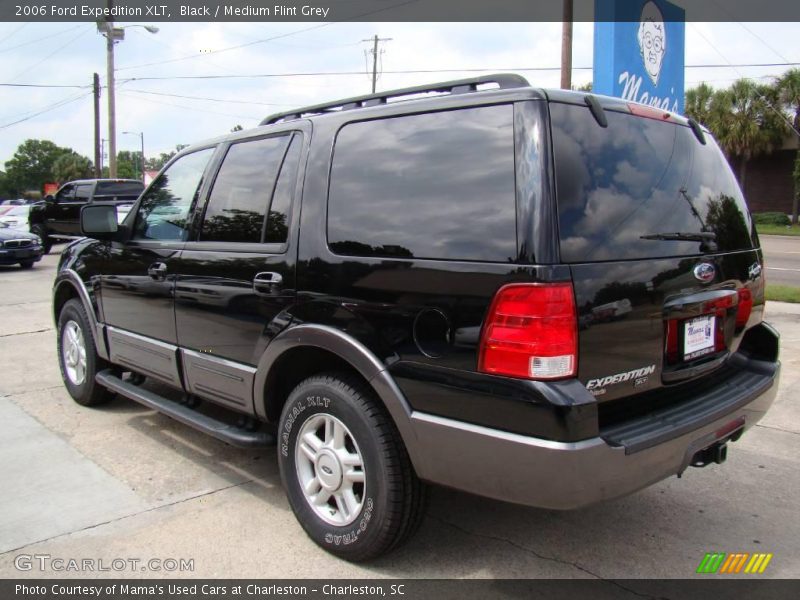 Black / Medium Flint Grey 2006 Ford Expedition XLT
