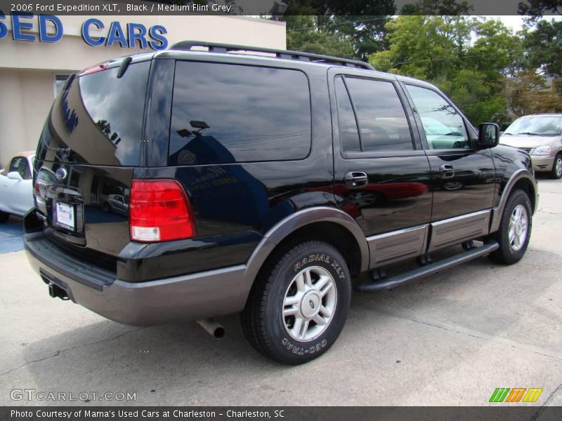 Black / Medium Flint Grey 2006 Ford Expedition XLT