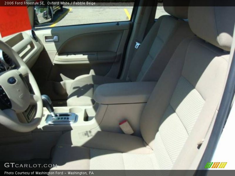 Oxford White / Pebble Beige 2006 Ford Freestyle SE