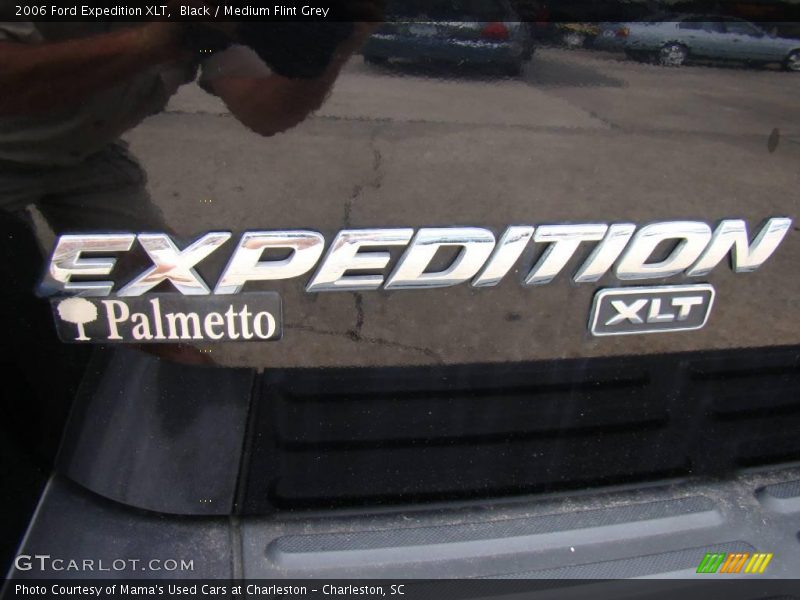 Black / Medium Flint Grey 2006 Ford Expedition XLT
