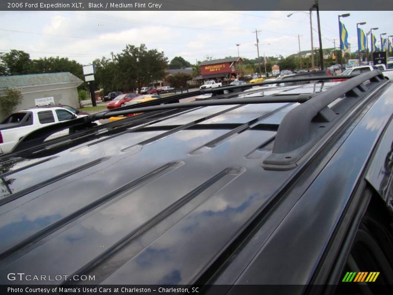 Black / Medium Flint Grey 2006 Ford Expedition XLT