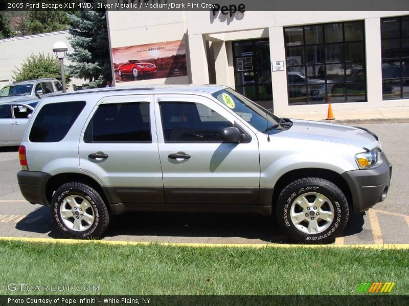 Silver Metallic / Medium/Dark Flint Grey 2005 Ford Escape XLT 4WD